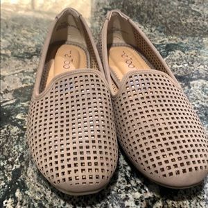 Yana Rosewood loafer flats